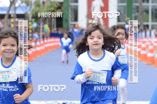 Buy your photos of the eventCorridinha Central Plaza on Fotop