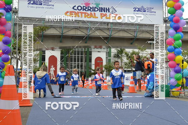 Buy your photos of the eventCorridinha Central Plaza on Fotop