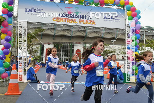 Buy your photos of the eventCorridinha Central Plaza on Fotop