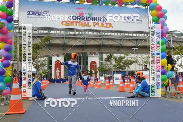 Buy your photos of the eventCorridinha Central Plaza on Fotop
