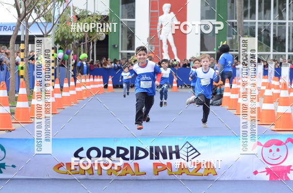 Buy your photos of the eventCorridinha Central Plaza on Fotop