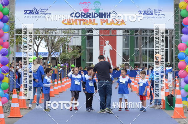 Buy your photos of the eventCorridinha Central Plaza on Fotop