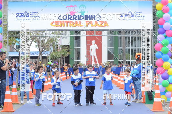 Buy your photos of the eventCorridinha Central Plaza on Fotop
