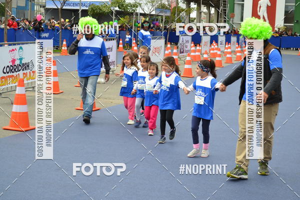 Buy your photos of the eventCorridinha Central Plaza on Fotop