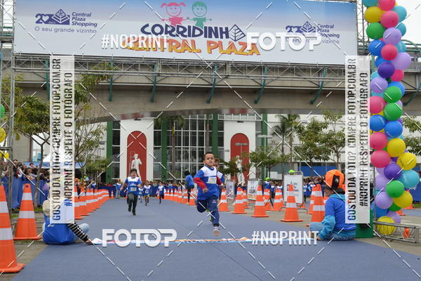 Buy your photos of the eventCorridinha Central Plaza on Fotop