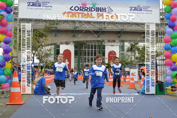 Buy your photos of the eventCorridinha Central Plaza on Fotop