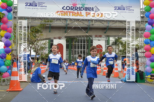 Buy your photos of the eventCorridinha Central Plaza on Fotop