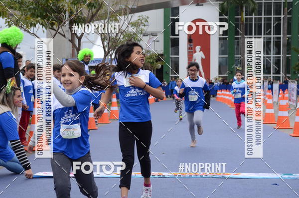 Buy your photos of the eventCorridinha Central Plaza on Fotop