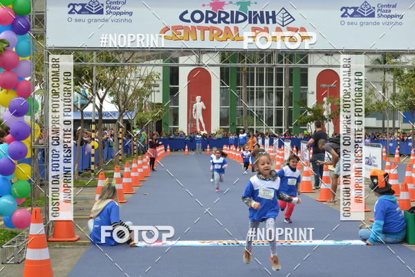 Buy your photos of the eventCorridinha Central Plaza on Fotop