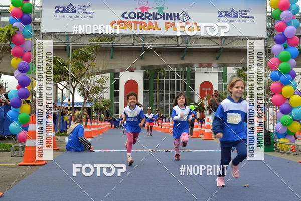 Buy your photos of the eventCorridinha Central Plaza on Fotop