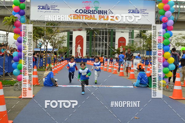 Buy your photos of the eventCorridinha Central Plaza on Fotop