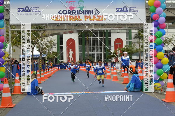 Buy your photos of the eventCorridinha Central Plaza on Fotop