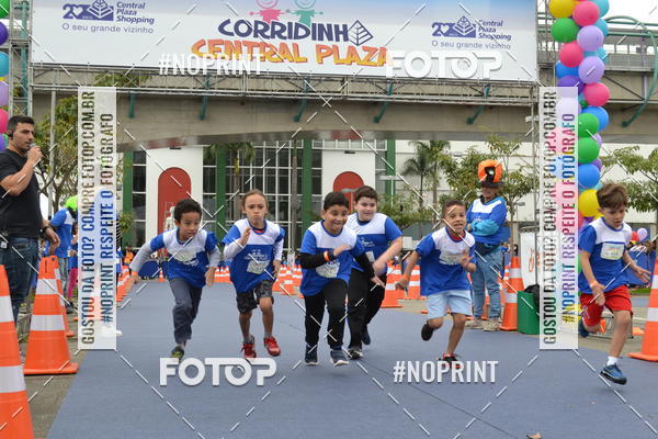 Buy your photos of the eventCorridinha Central Plaza on Fotop