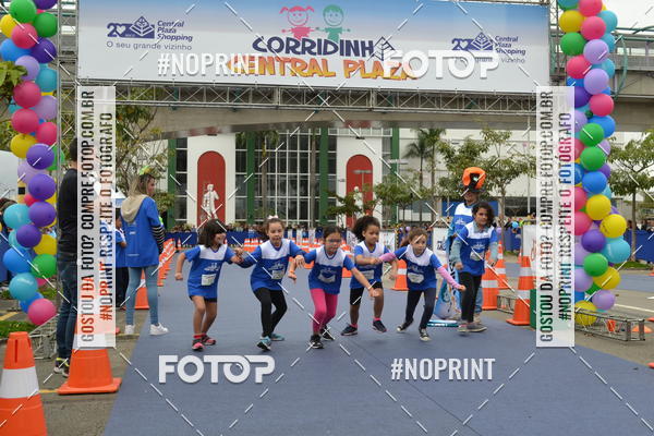Buy your photos of the eventCorridinha Central Plaza on Fotop