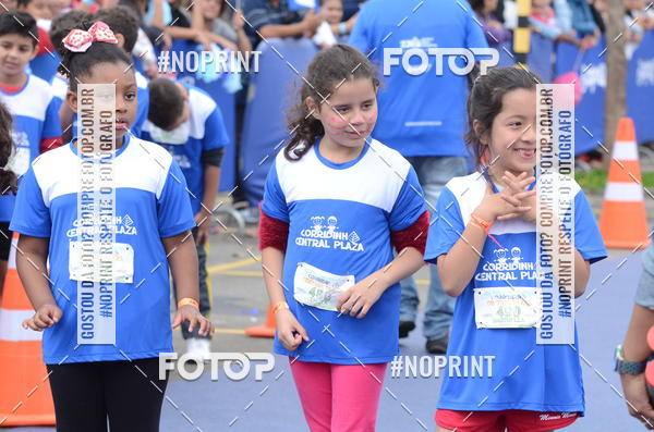 Buy your photos of the eventCorridinha Central Plaza on Fotop