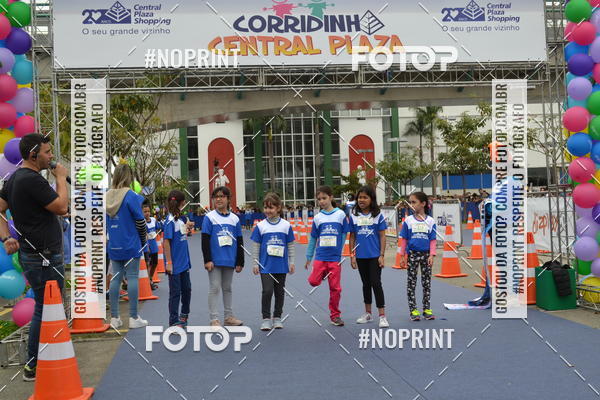 Buy your photos of the eventCorridinha Central Plaza on Fotop