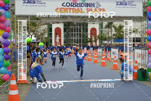 Buy your photos of the eventCorridinha Central Plaza on Fotop