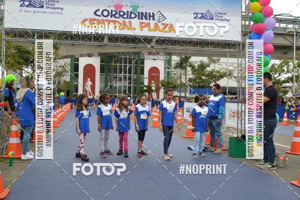 Buy your photos of the eventCorridinha Central Plaza on Fotop