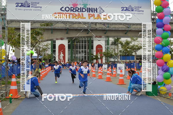 Buy your photos of the eventCorridinha Central Plaza on Fotop