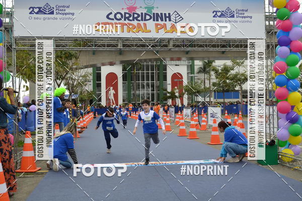 Buy your photos of the eventCorridinha Central Plaza on Fotop