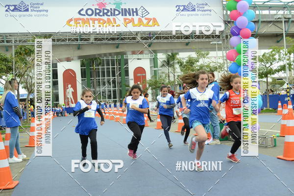 Buy your photos of the eventCorridinha Central Plaza on Fotop