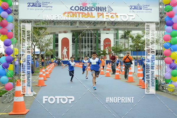 Buy your photos of the eventCorridinha Central Plaza on Fotop