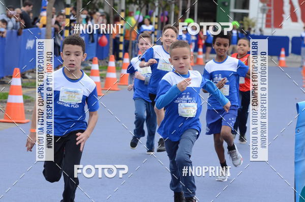 Buy your photos of the eventCorridinha Central Plaza on Fotop