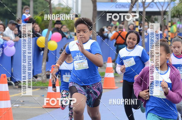 Buy your photos of the eventCorridinha Central Plaza on Fotop