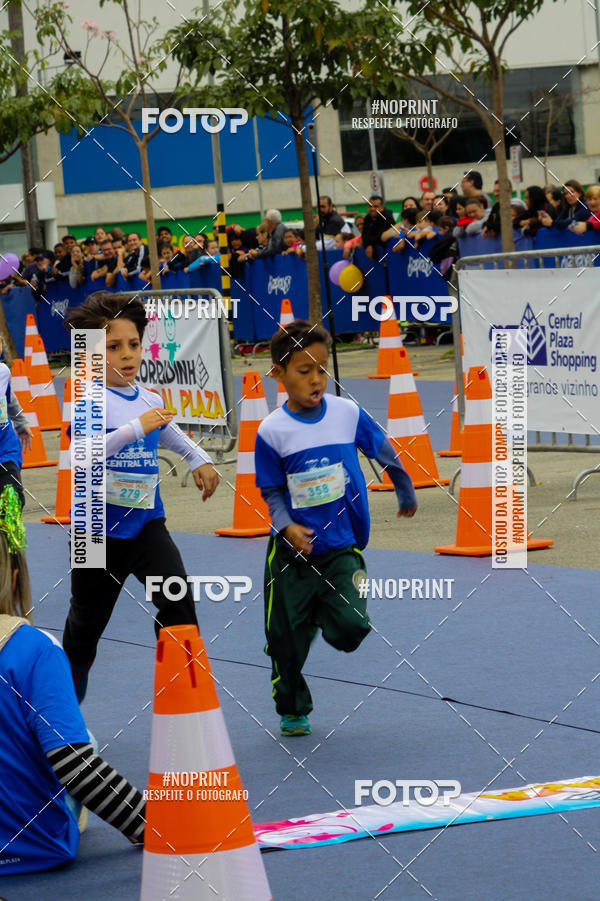 Buy your photos of the eventCorridinha Central Plaza on Fotop
