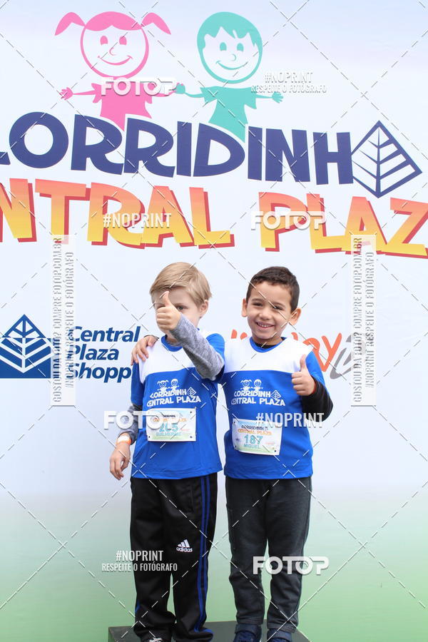 Buy your photos of the eventCorridinha Central Plaza on Fotop
