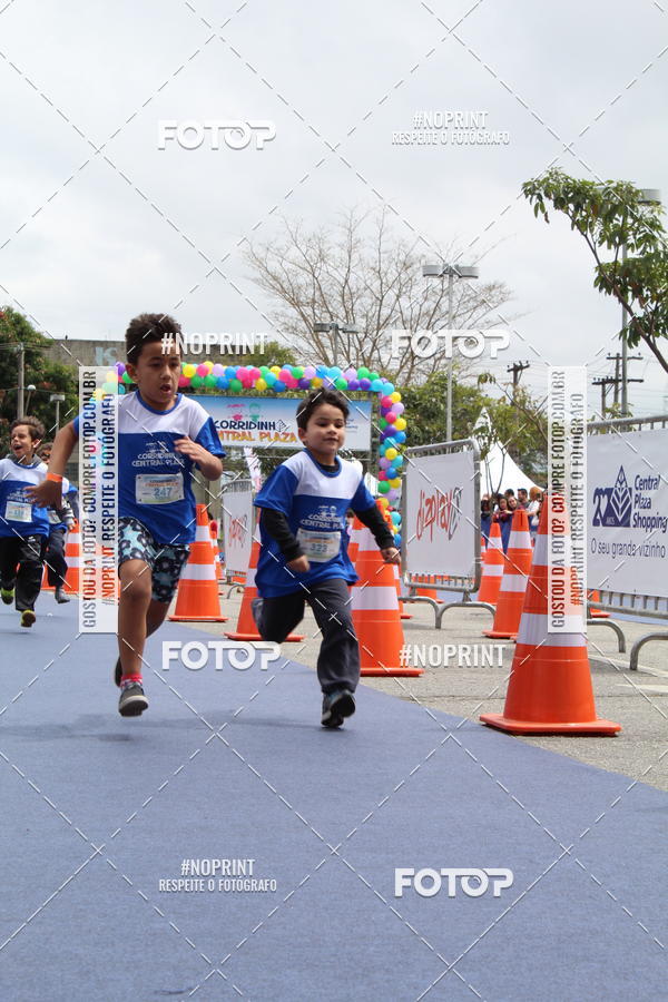 Buy your photos of the eventCorridinha Central Plaza on Fotop