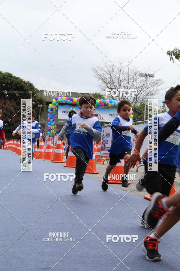 Buy your photos of the eventCorridinha Central Plaza on Fotop