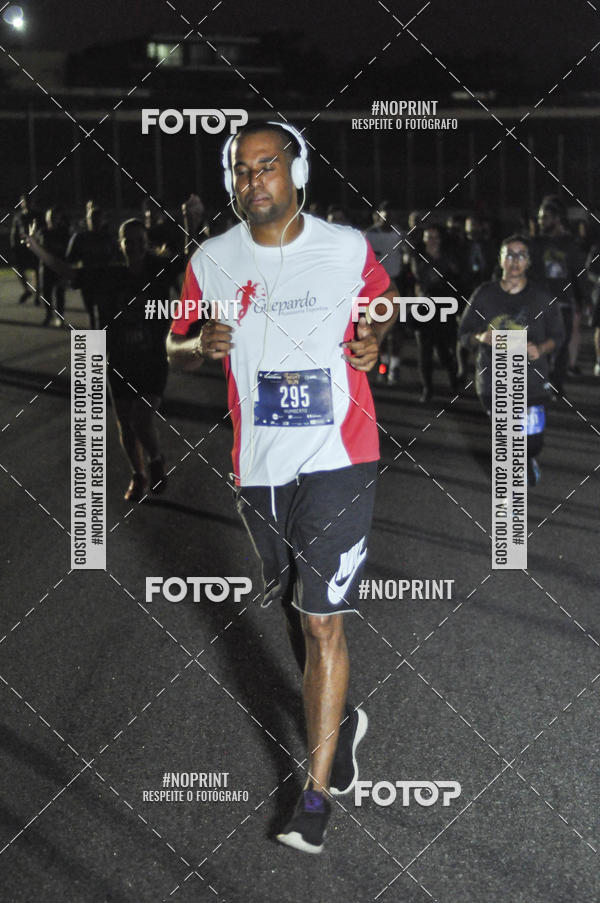 Buy your photos of the eventUp Night Run - So Paulo - 2019 on Fotop