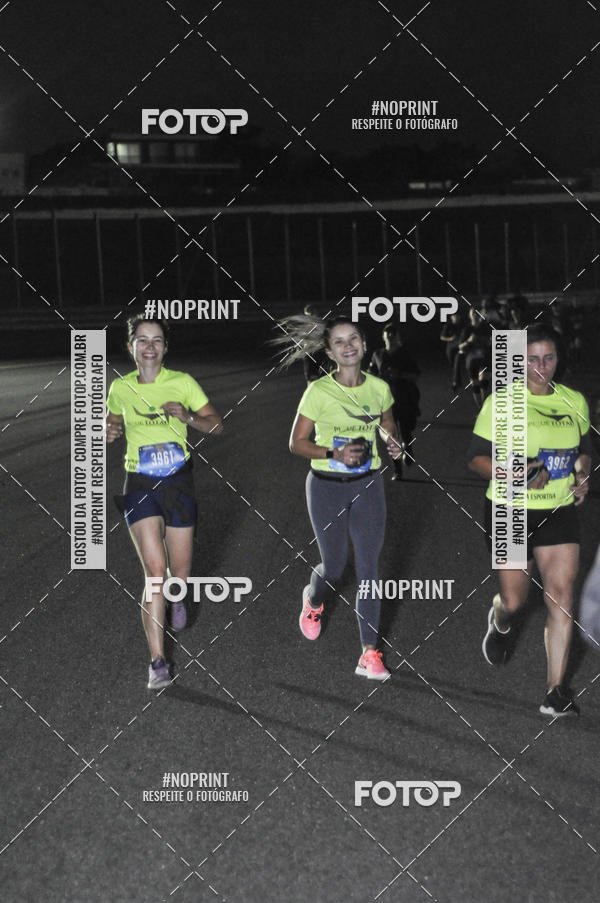 Buy your photos of the eventUp Night Run - So Paulo - 2019 on Fotop