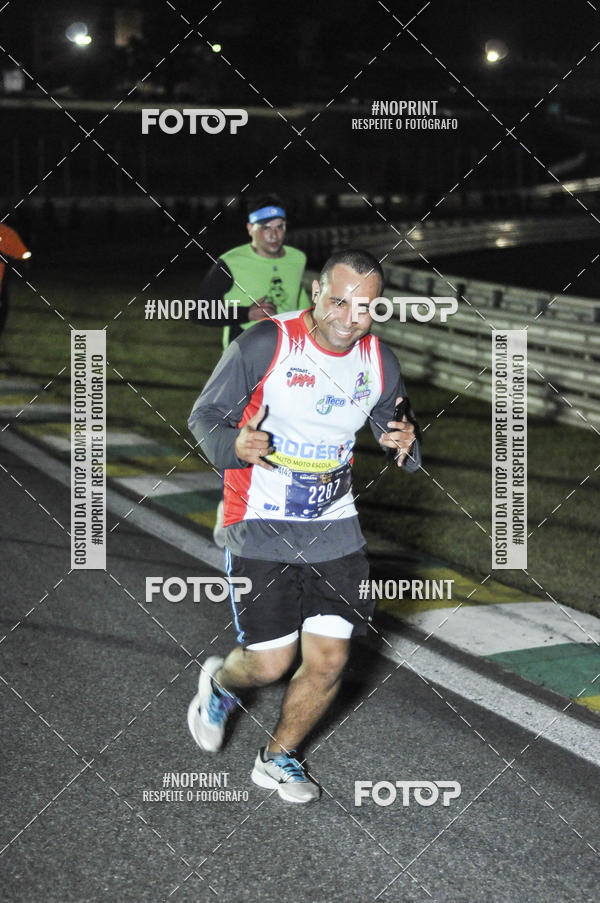 Buy your photos of the eventUp Night Run - So Paulo - 2019 on Fotop