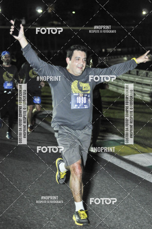 Achetez vos photos de l'vnementUp Night Run - So Paulo - 2019 sur Fotop