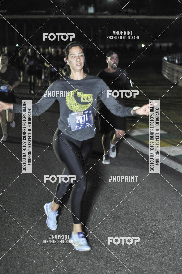 Achetez vos photos de l'vnementUp Night Run - So Paulo - 2019 sur Fotop