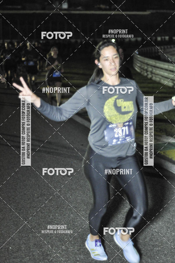 Achetez vos photos de l'vnementUp Night Run - So Paulo - 2019 sur Fotop