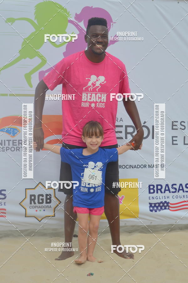 Buy your photos of the eventBEACH RUN KIDS 6 on Fotop