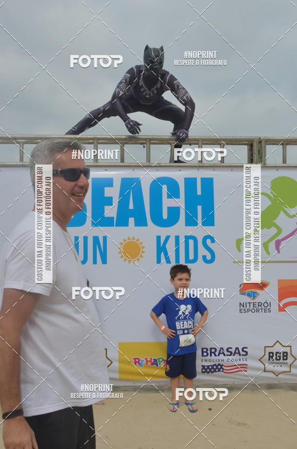 Buy your photos of the eventBEACH RUN KIDS 6 on Fotop