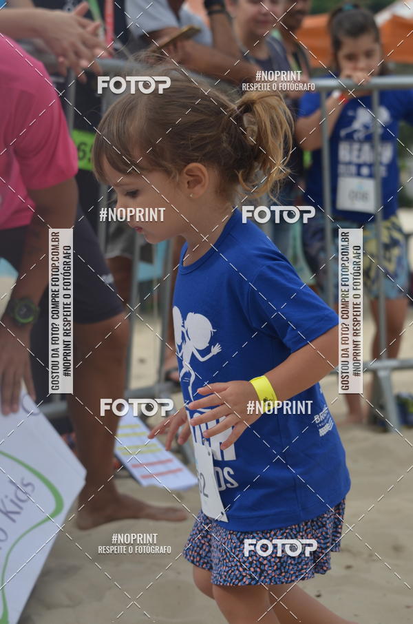 Buy your photos of the eventBEACH RUN KIDS 6 on Fotop