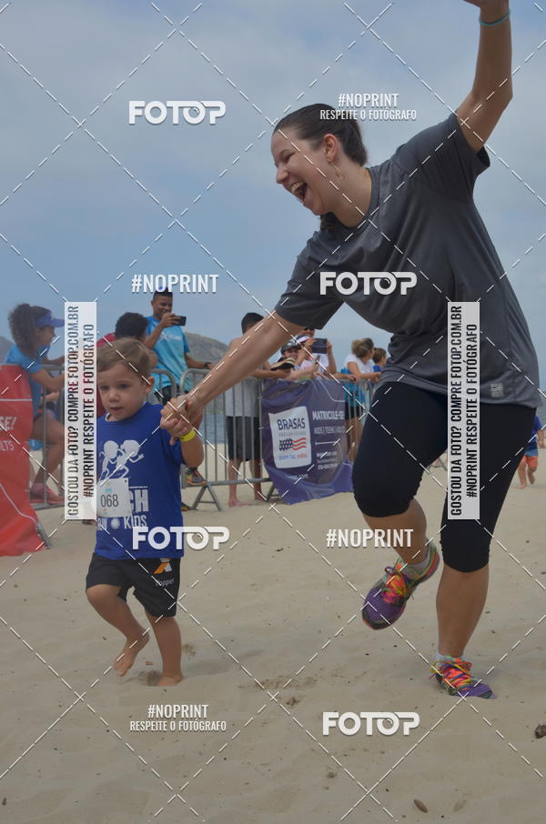Buy your photos of the eventBEACH RUN KIDS 6 on Fotop