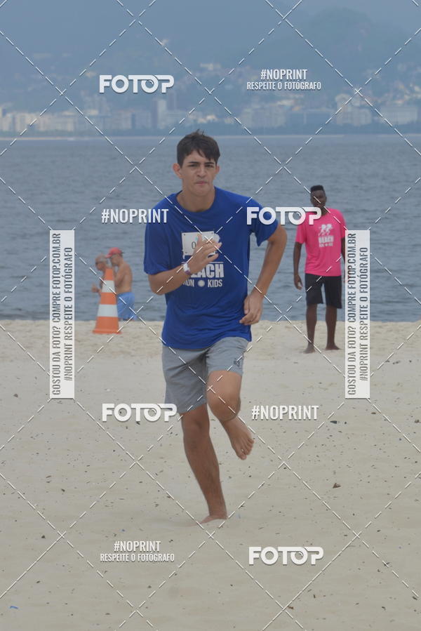 Buy your photos of the eventBEACH RUN KIDS 6 on Fotop
