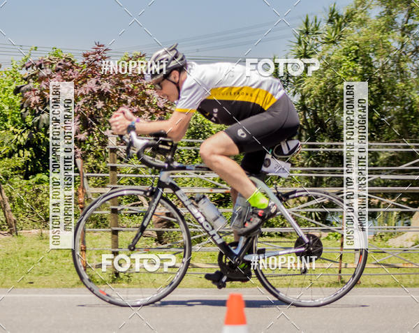 Achetez vos photos de l'vnement3 ETAPA 2019 - EVTRI - Triatlhon  sur Fotop