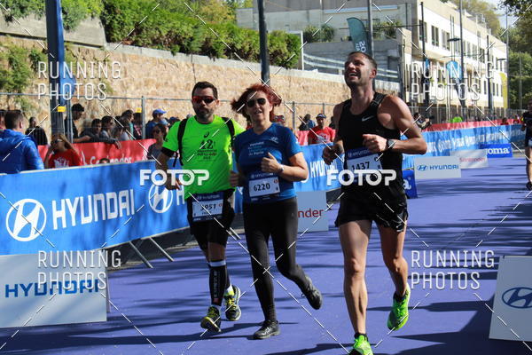 Buy your photos of the eventMeia Maratona Porto 2019 on Fotop