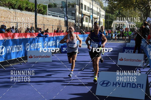 Buy your photos of the eventMeia Maratona Porto 2019 on Fotop