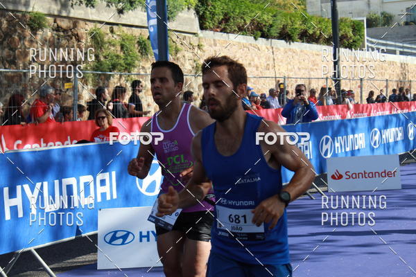 Buy your photos of the eventMeia Maratona Porto 2019 on Fotop