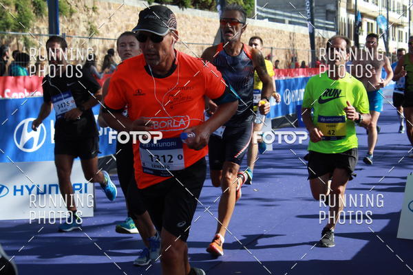 Buy your photos of the eventMeia Maratona Porto 2019 on Fotop