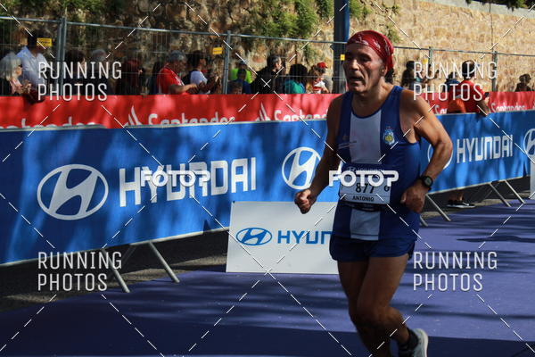 Buy your photos of the eventMeia Maratona Porto 2019 on Fotop