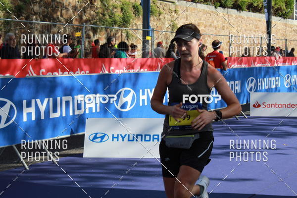 Buy your photos of the eventMeia Maratona Porto 2019 on Fotop